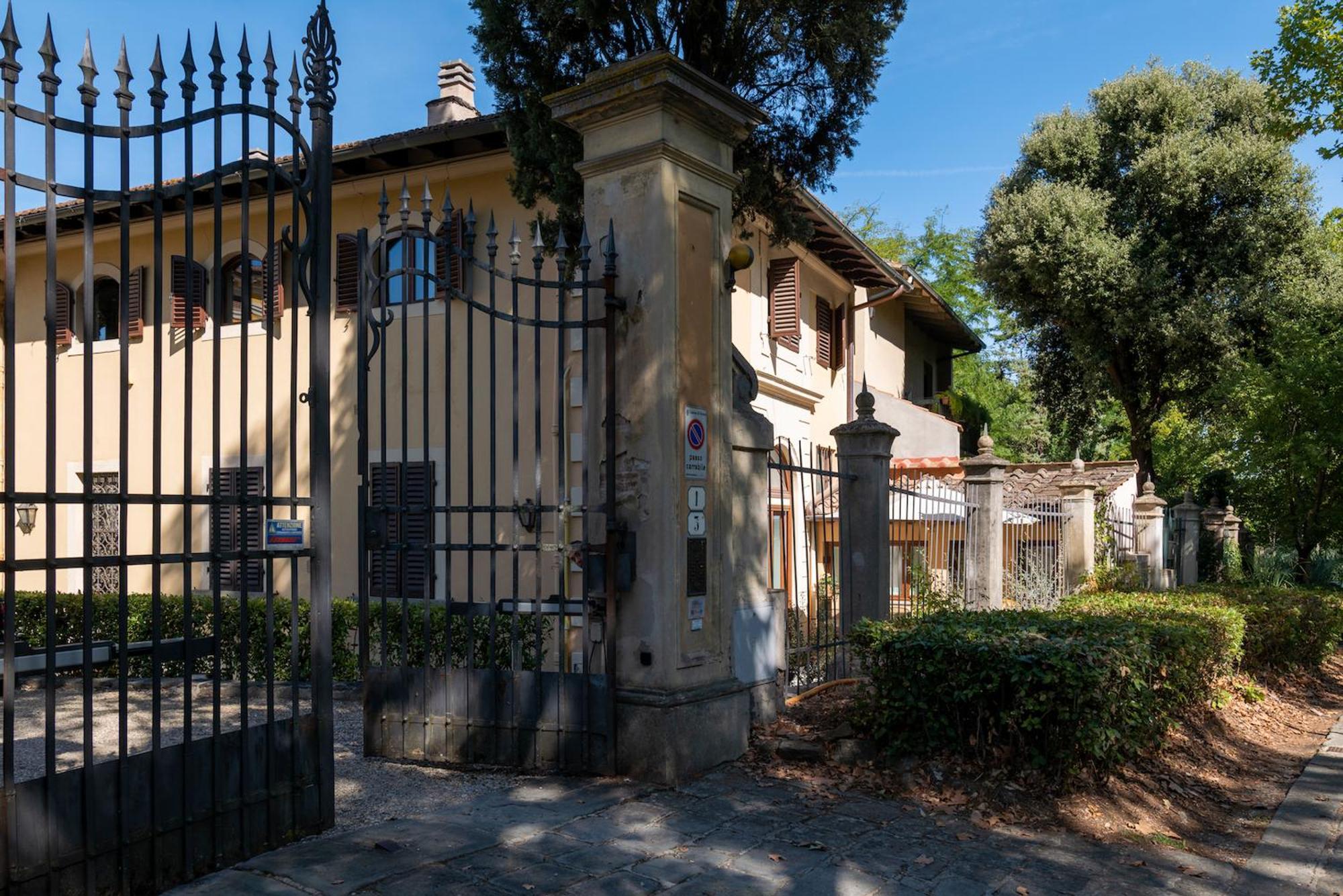 Machiavelli Apartment By Firenze Prestige Εξωτερικό φωτογραφία